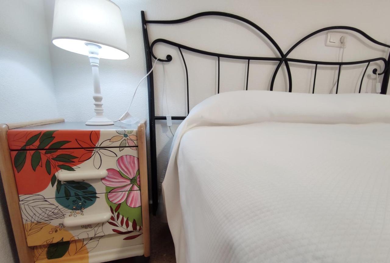 Apartamento Alameda Garden Yecla Exterior photo
